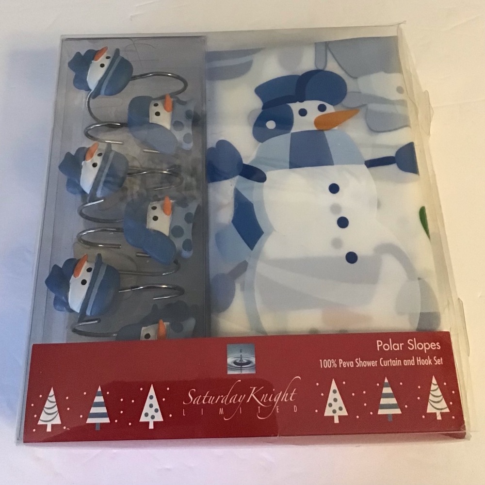 - Saturday Knight “ Polar Slopes” Shower Curtain.   NWT